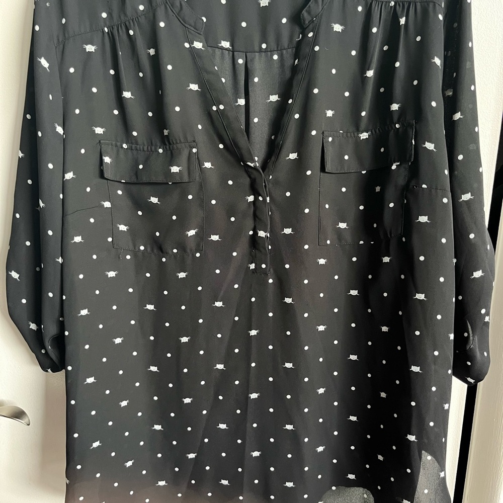 Torrid cat print Harper blouse